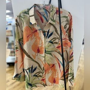 Chicos Women’s Button front floral Top Size 1